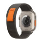 Apple Watch Ultra + Cellular, caja de titanio de 49 mm con hebilla de rastro negra / gris Tamaño S / M